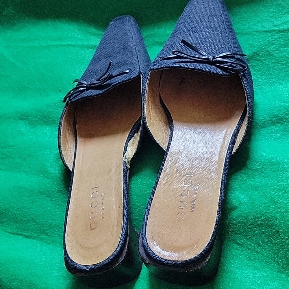 Authentic Gucci slide 👞 shoes - Picture 3 of 11